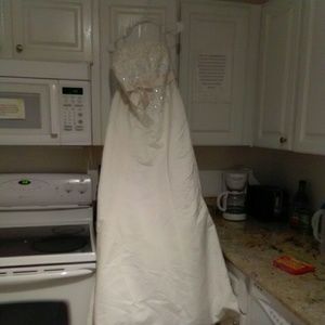 David's bridal wedding dress size 18W